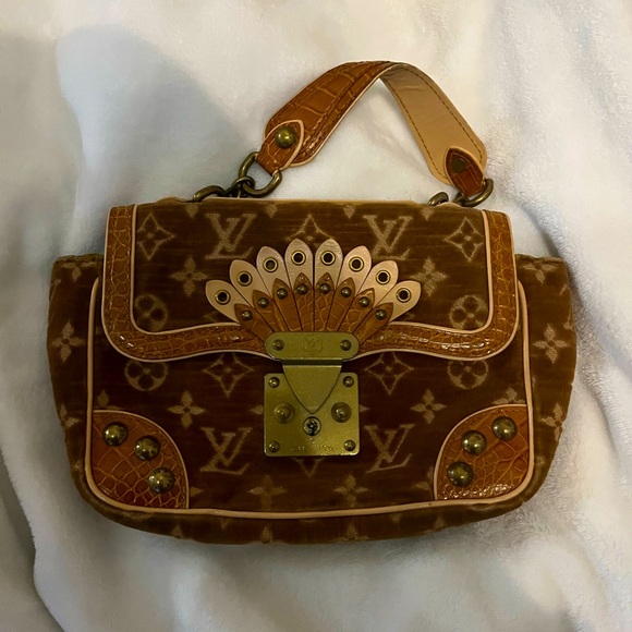 Authentic ostrich skin Louis Vuitton bag - Picture 1 of 1